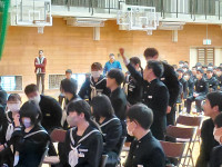320
