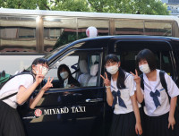 A99394C6-09A5-45A7-8F16-80C4C34DFDF5